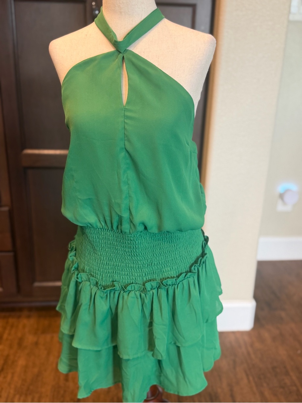 TCEC Halter Neck Smocked Waist Ruffle Tiered Mini Dress kelly green L